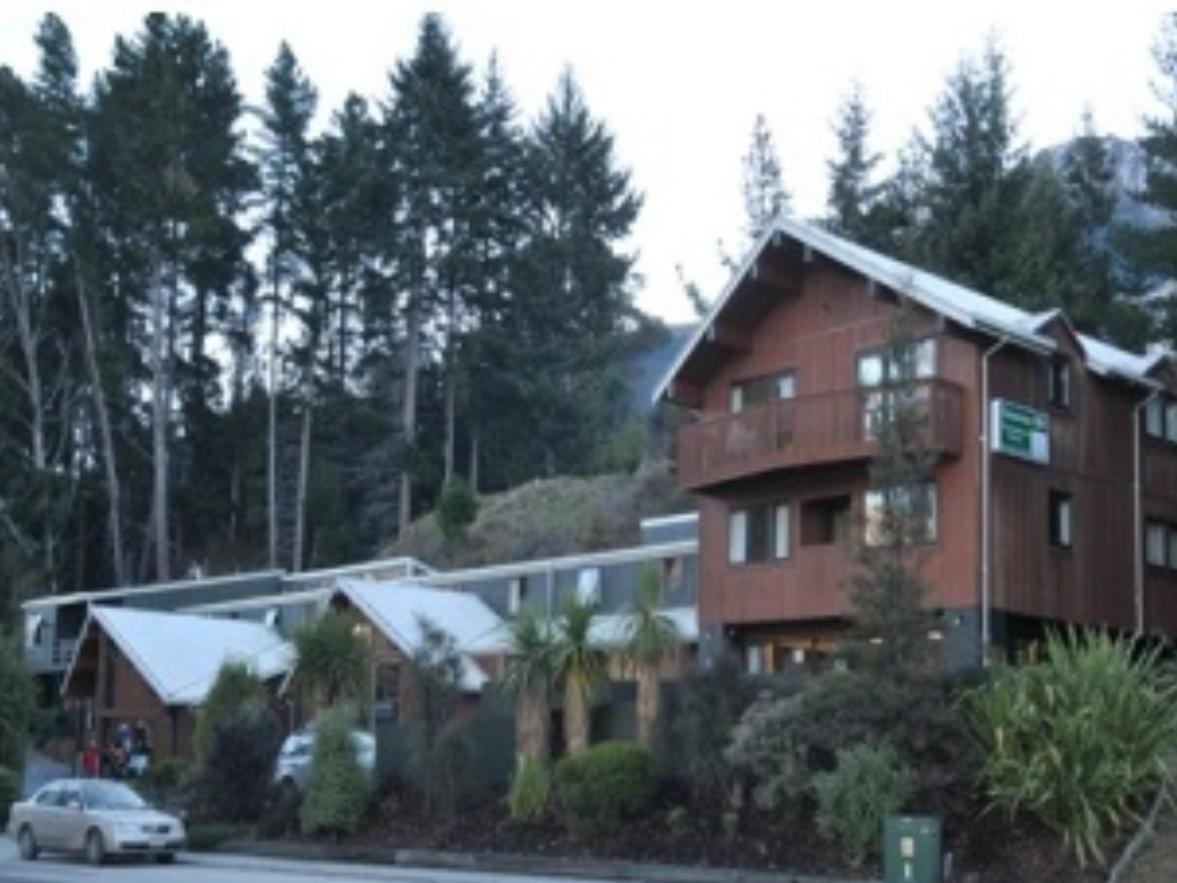 Haka House Queenstown Lakefront Extérieur photo